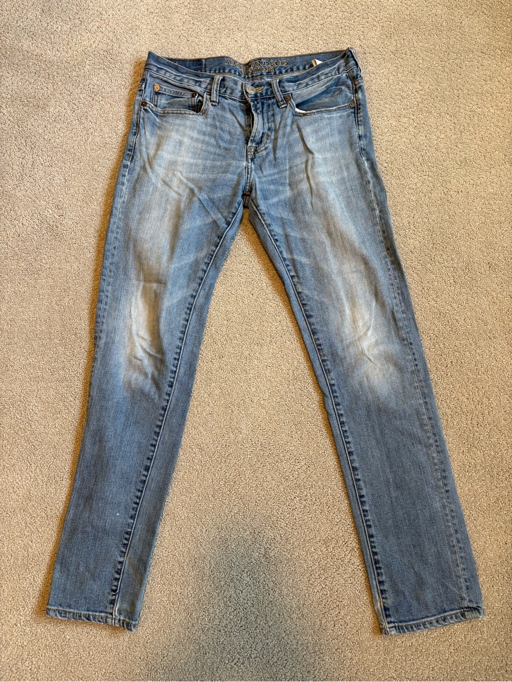 American Eagle Women’s Light Blue Slim Fit Jeans